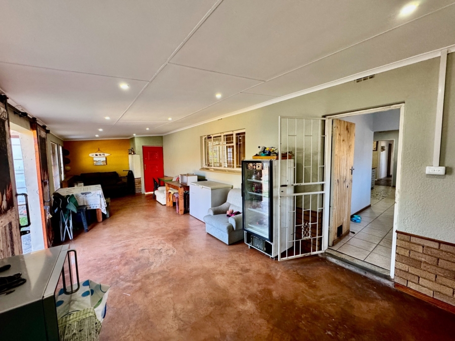 5 Bedroom Property for Sale in Potchefstroom North West